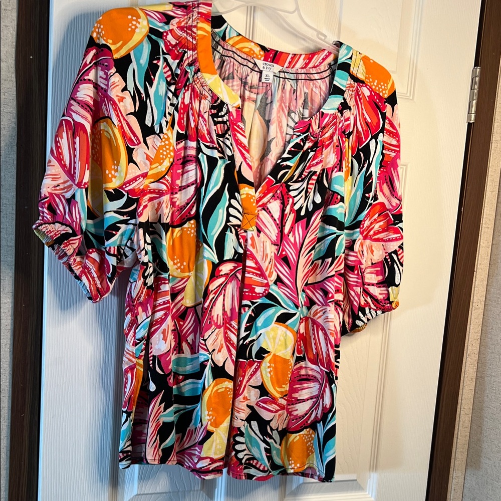 Crown & Ivy Multicolor Floral Blouse